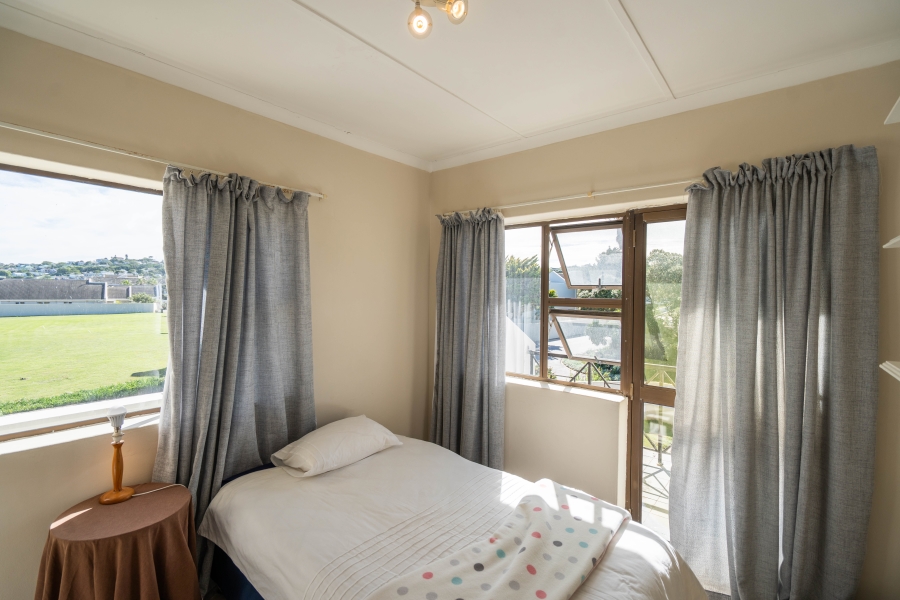 7 Bedroom Property for Sale in Royal Alfred Marina Eastern Cape